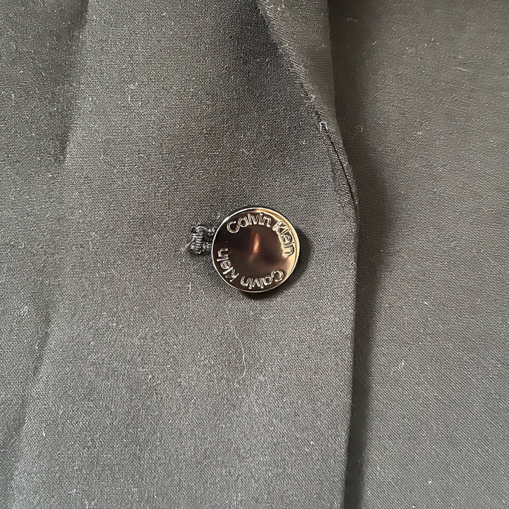 Calvin Klein Women’s One Button Blazer - Picture 3 of 4